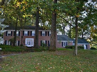 9812 Woodland Rd N, Pittsburgh, PA 15237