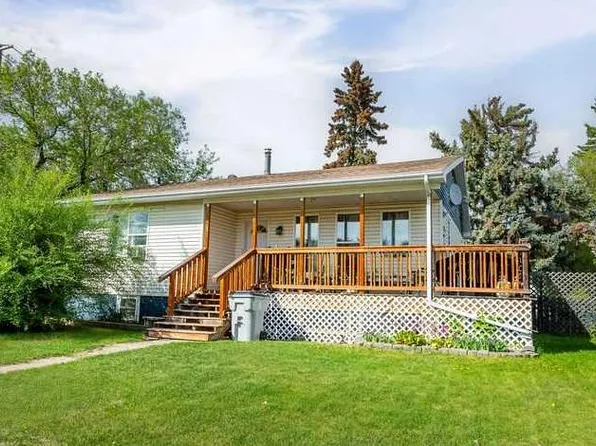 502 S 5th Ave, Wainwright, AB T9W 1B1