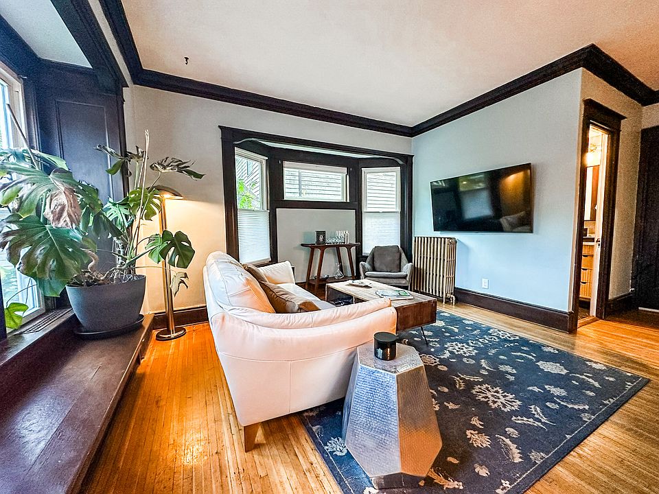 1st image of 1440 Culver Rd APT 2