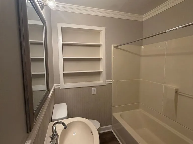 202 Motley Ave — Photo 18