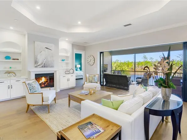 9633 Montelanico LOOP #203, NAPLES, FL 34119