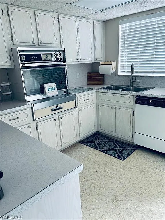 2 bed, 2.0 bath, 1040 sqft, $3,000 — Photo 3