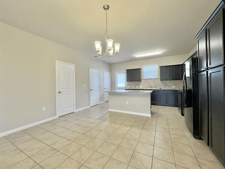 713 Katmai Cir — Photo 14
