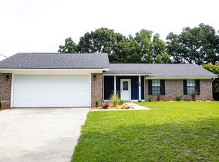 768 Ridge Rd, Pensacola, FL 32514