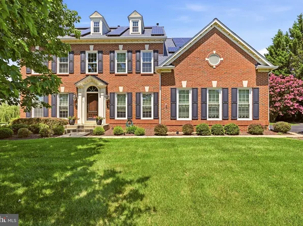 16522 Harbour Town Dr, Silver Spring, MD 20861