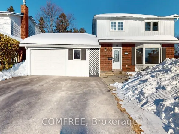 146 Old Colony Rd, Ottawa, ON K2L 1M4