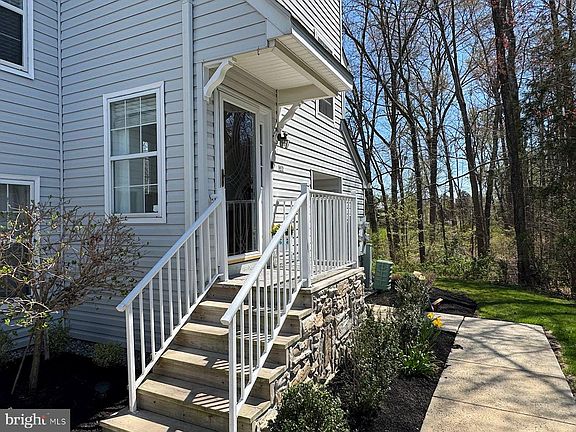 2nd image of 1306 Squirrel Rd