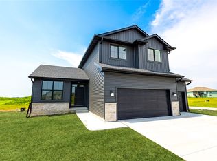 2904 6th Ave SW, Altoona, IA 50009