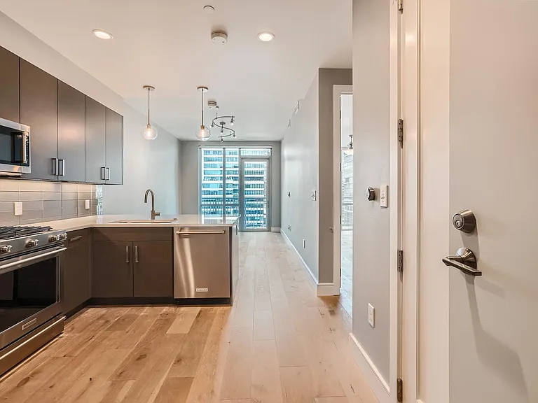 222 West Ave #2203 — Photo 2