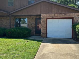 723 Oxen Dr, Belleville, IL