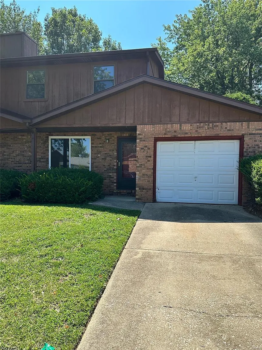 723 Oxen Dr photo 1