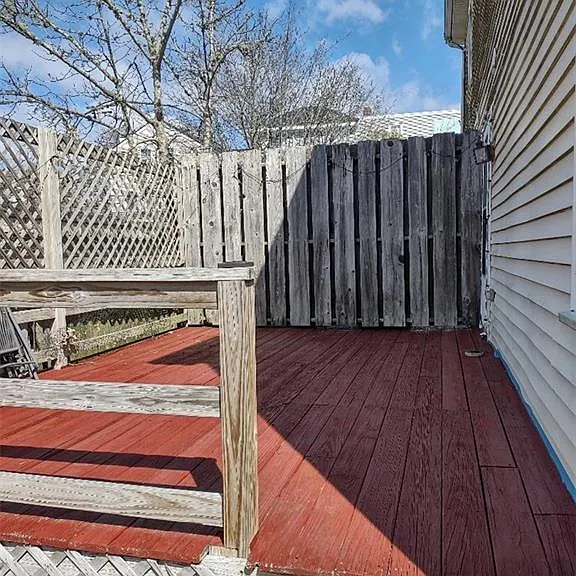 27 Weaver Ave #A — Photo 2