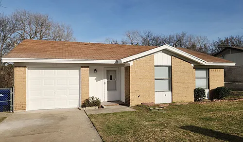 1204 Dryden Ave Photo 1