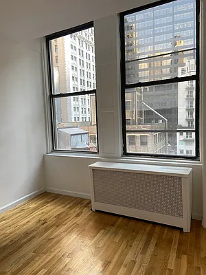 Rented by City Connections Realty | media 2