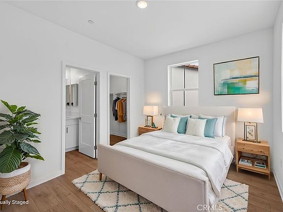 3rd image of 461 Paradiso Pl