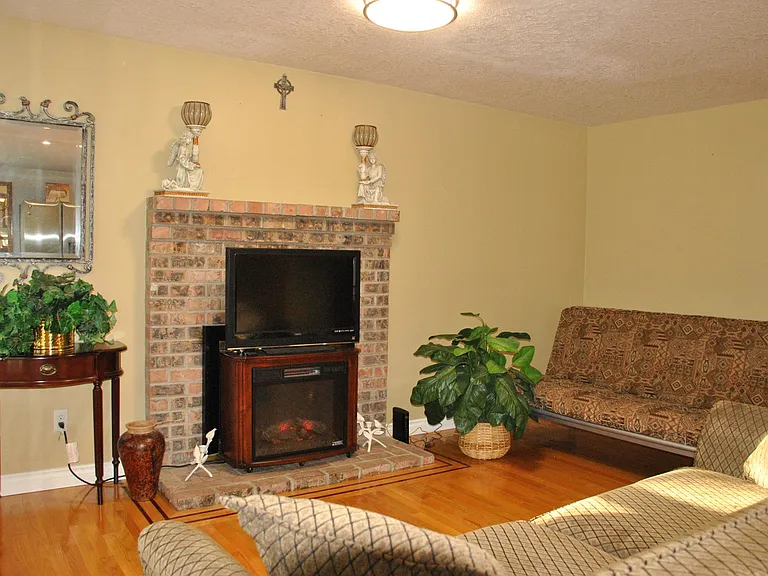 18984 SW Jessica Way — Photo 19