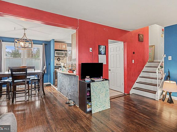 5th image of 2965 Grisdale Rd