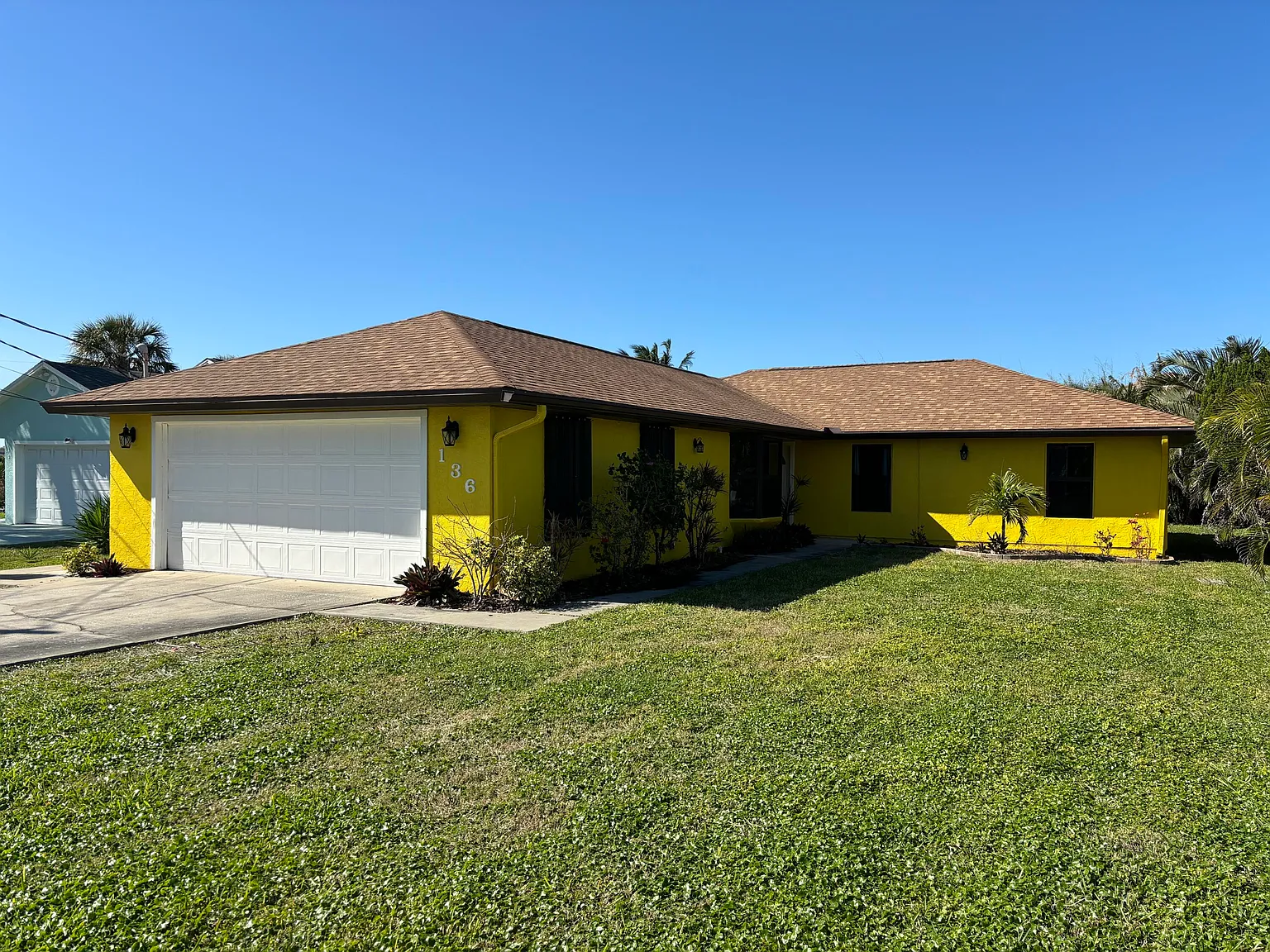 3 bed, 2.0 bath, 1693 sqft, $2,850 — Photo 1
