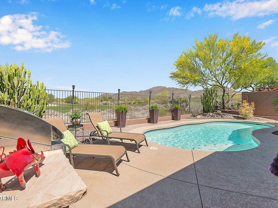 1st image of 41022 N PRESTANCIA Drive