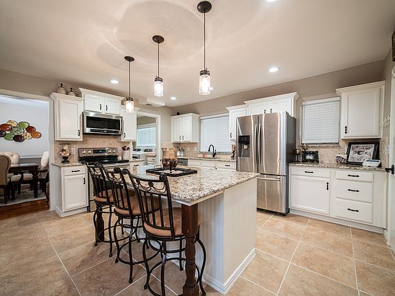 3rd image of 3209 Dagan Dr