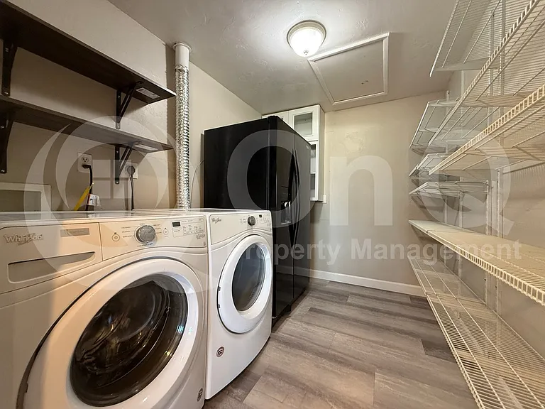 8601 E Calle Bolivar — Photo 39