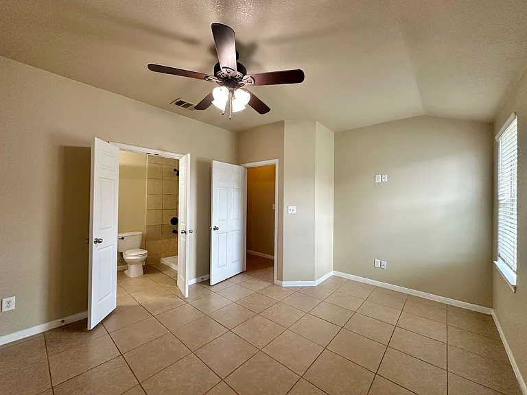 1306 Cavalry Ln — Photo 21