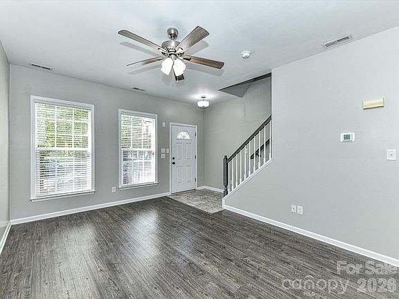 5th image of 6034 Creft Cir