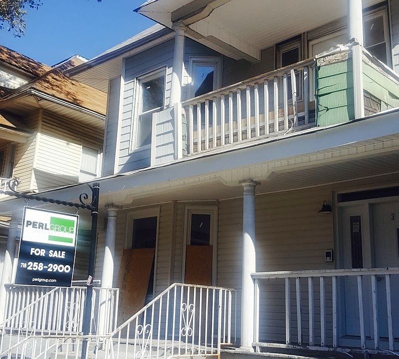 1st image of 371 E 23rd St