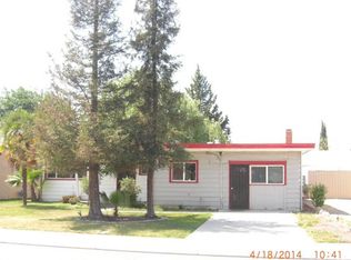 2113 6th St, Hughson, CA 95326