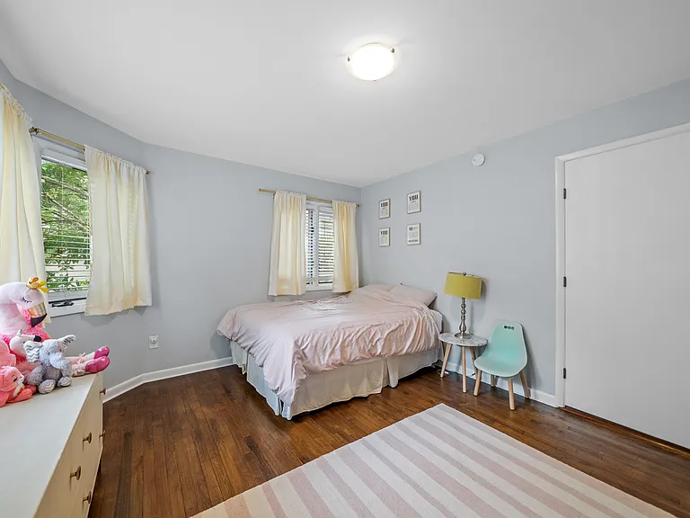 22 Pamrapo Ct W — Photo 18