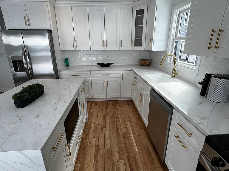 89 Thurton Pl #1 — Photo 2