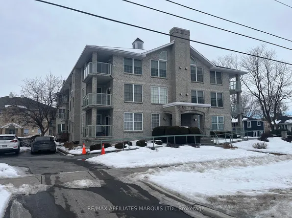 301 Water St W #301, Cornwall, ON K6J 1A5