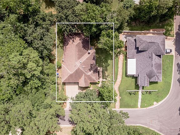 3rd image of 2232 Azalea Cir