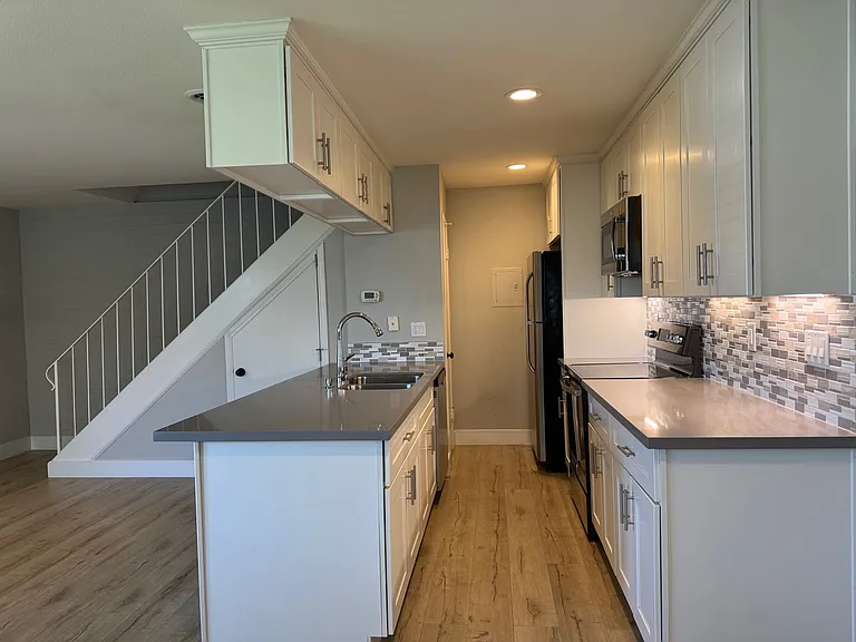 34855 Starling Dr #2 — Photo 7