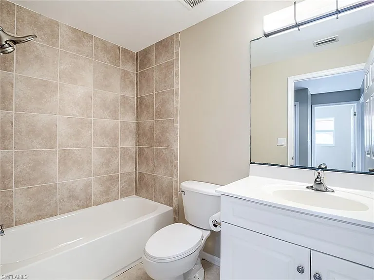 9124 Brendan Preserve Ct — Photo 17