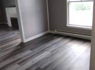 414 E Walnut St APT 1, Robinson, IL 62454