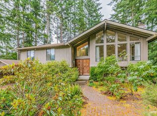 20300 Noll Rd NE, Poulsbo, WA 98370