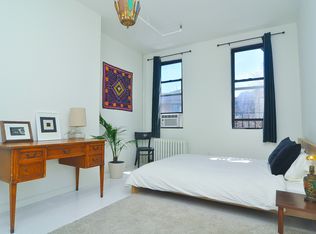 231 Maujer St APT 3R, Brooklyn, NY 11206