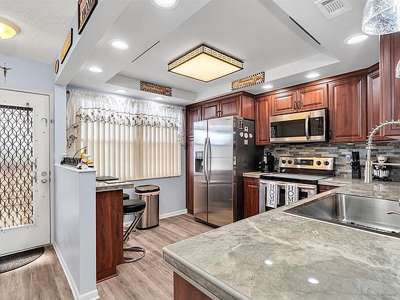 3rd image of 3202 Portofino Pt #C2