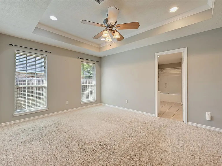 4406 Colony Chase Dr — Photo 9