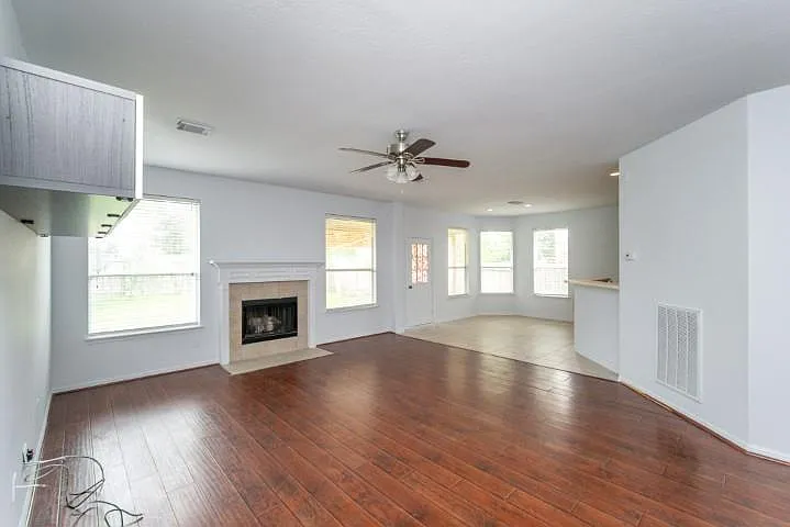 2322 Cool Springs Ln — Photo 22