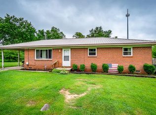 409 Magnolia St, Baxter, TN 38544