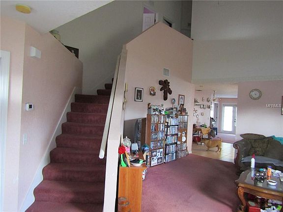 5th image of 6076 Mission Dr