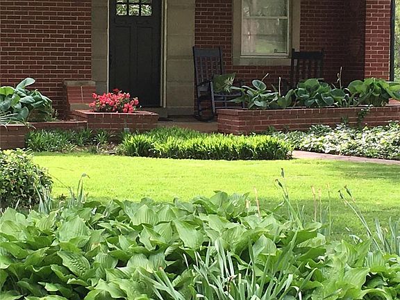 3rd image of 17 Oleander Dr