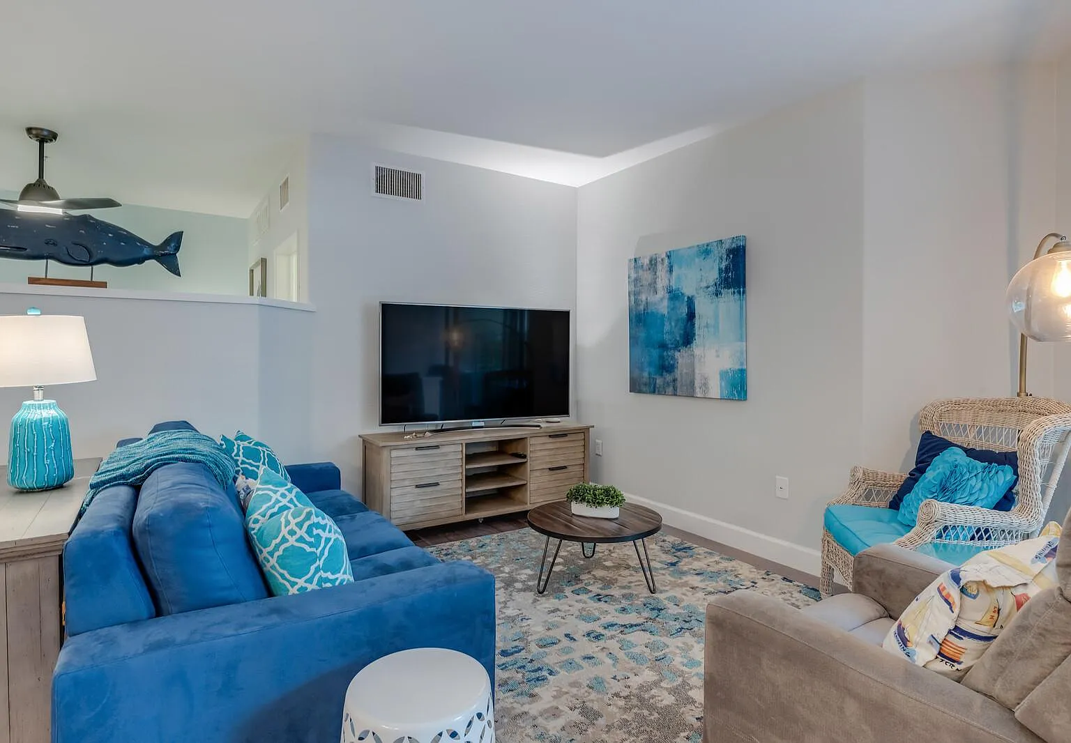 1501 Front St — Photo 1