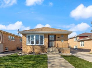 8504 S Tripp Ave, Chicago, IL 60652