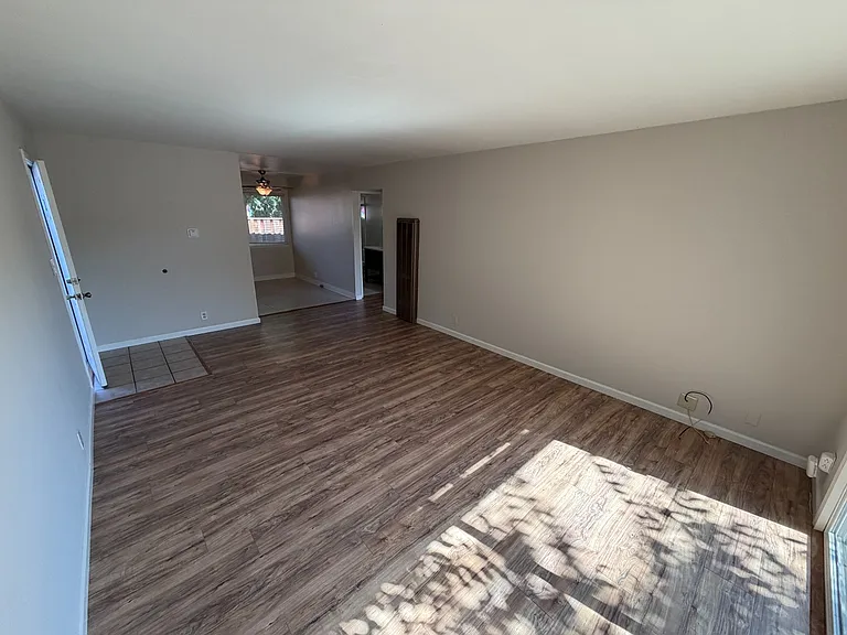 1315 Kingfisher Way #3 — Photo 3
