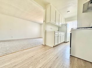4640 W 17th St #7A, Los Angeles, CA 90019