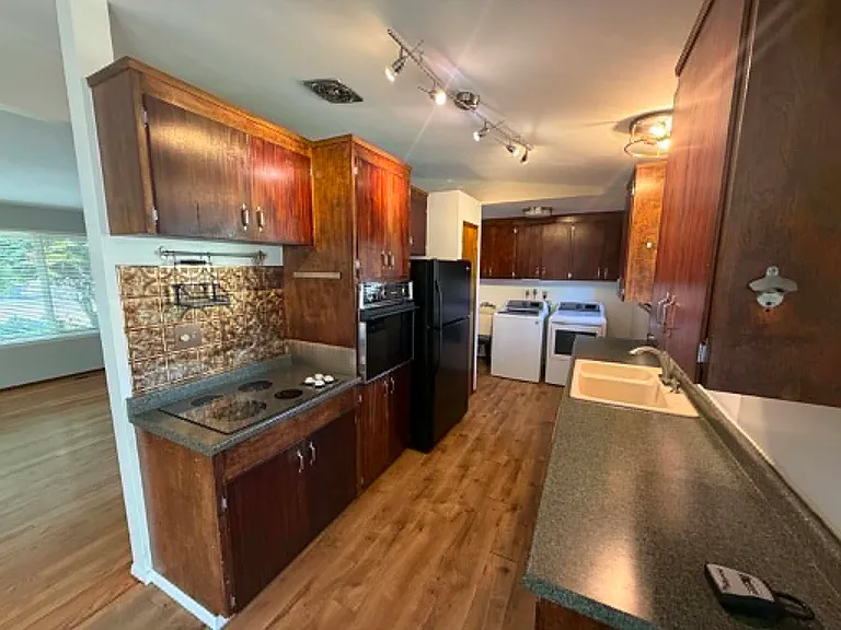30140 2nd Pl SW — Photo 2
