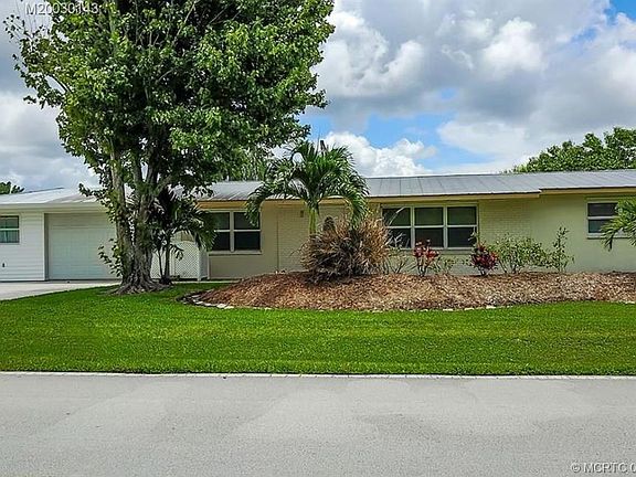 2nd image of 387 SW Riverway Blvd